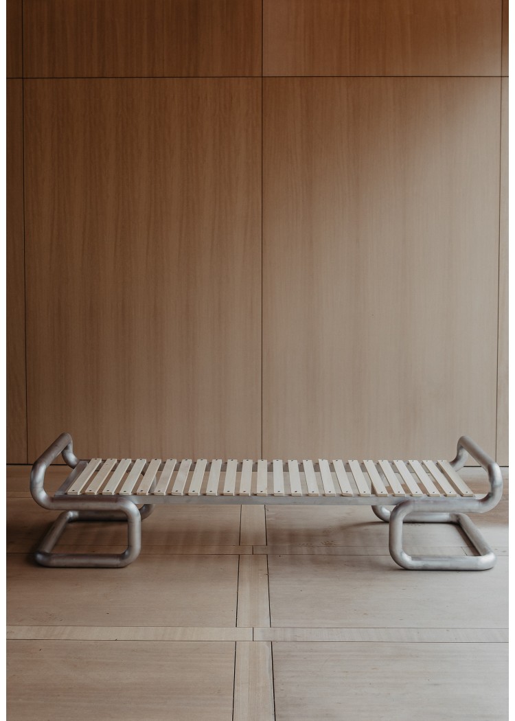 Aluminium bench Aluminium bench