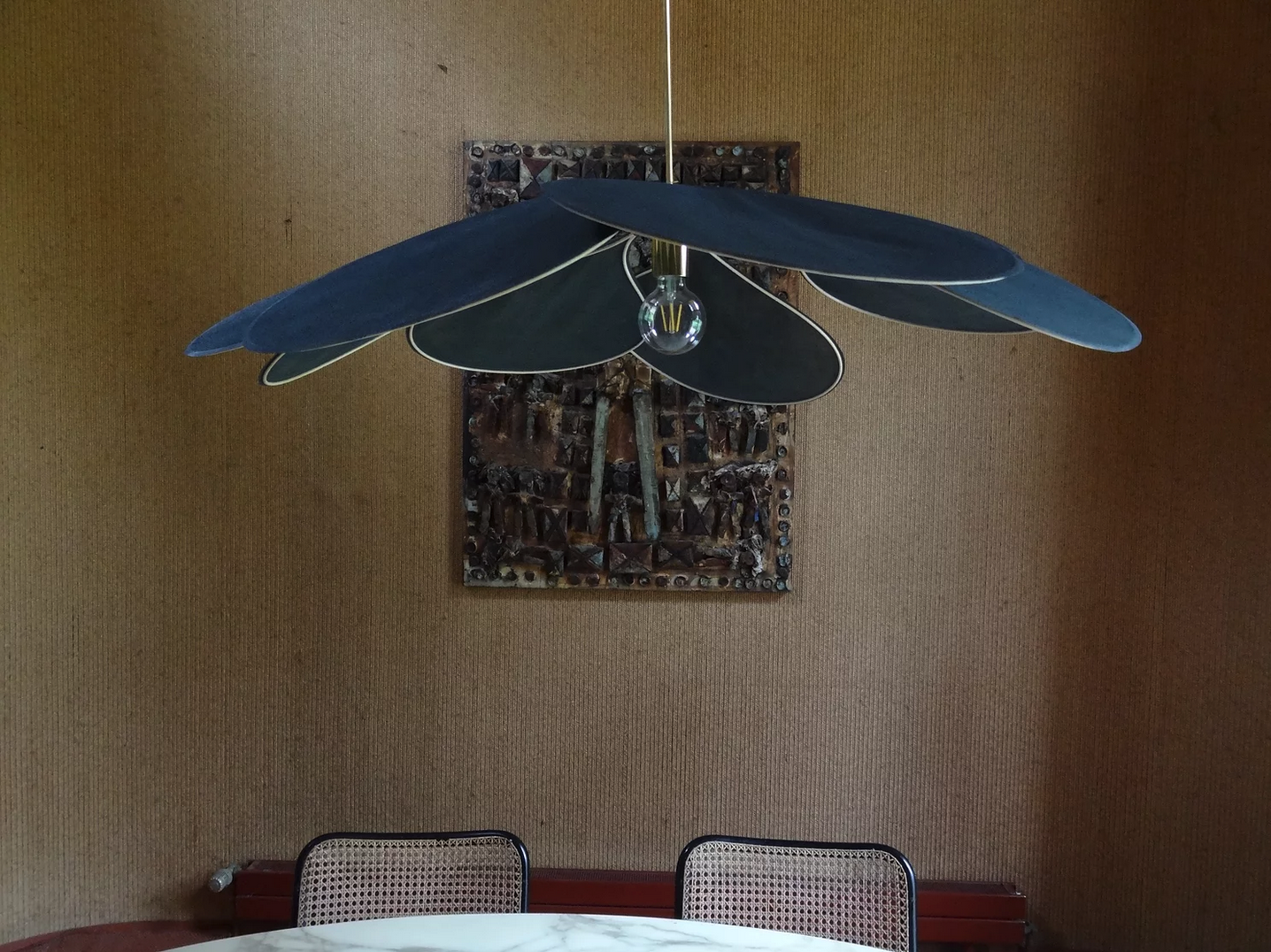 Suspension Pale couleur tempête